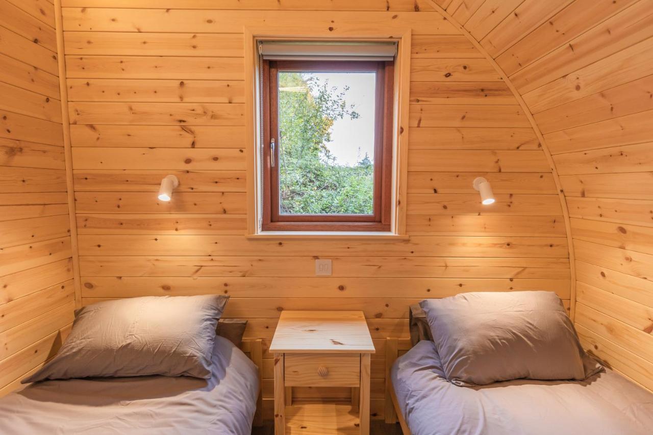 Cosy And Eco-Friendly Cabins Next To 16Th Century Pub Newmarket  Luaran gambar